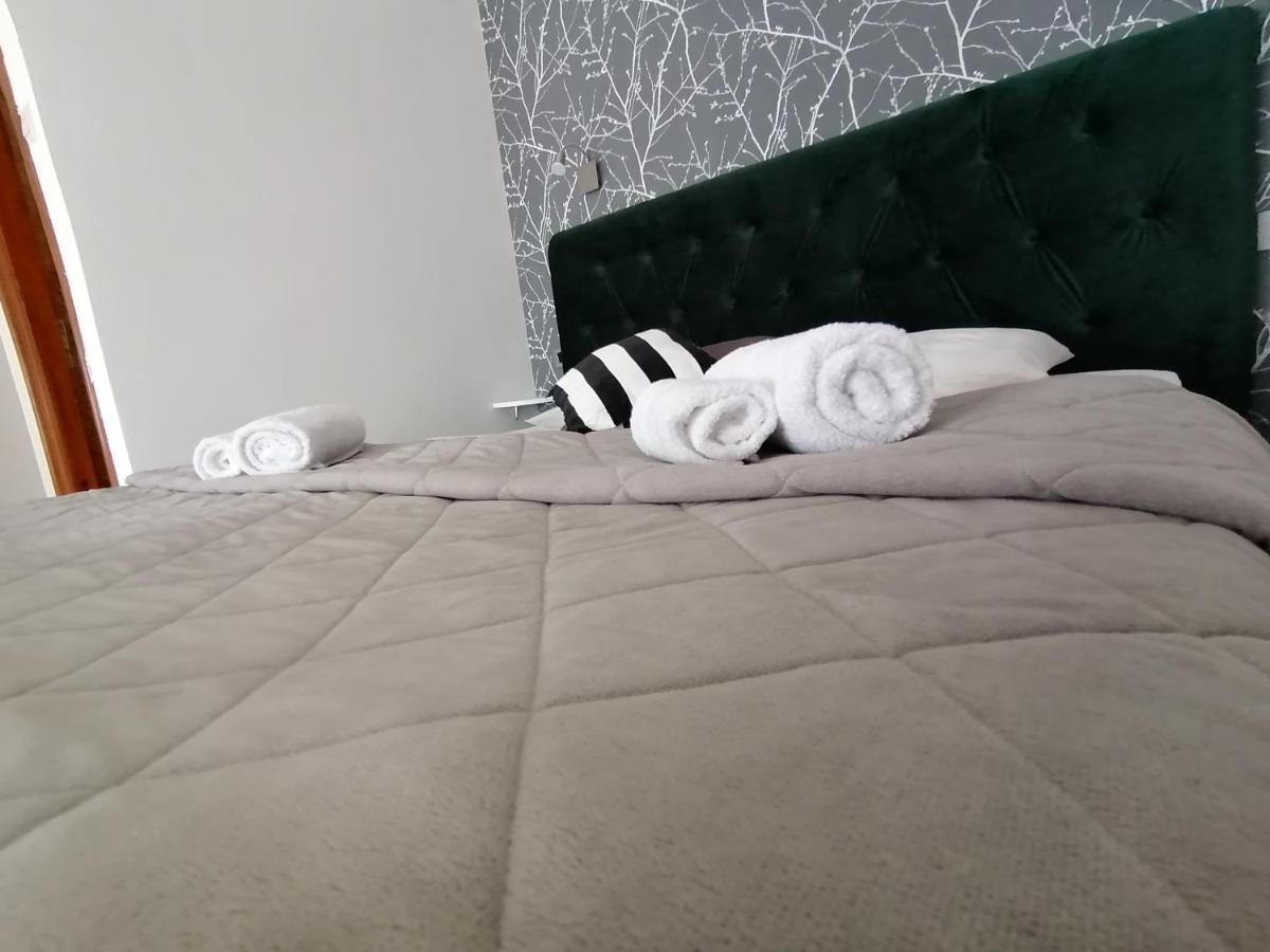 Mon Accommodation Free Parking Ni Екстериор снимка