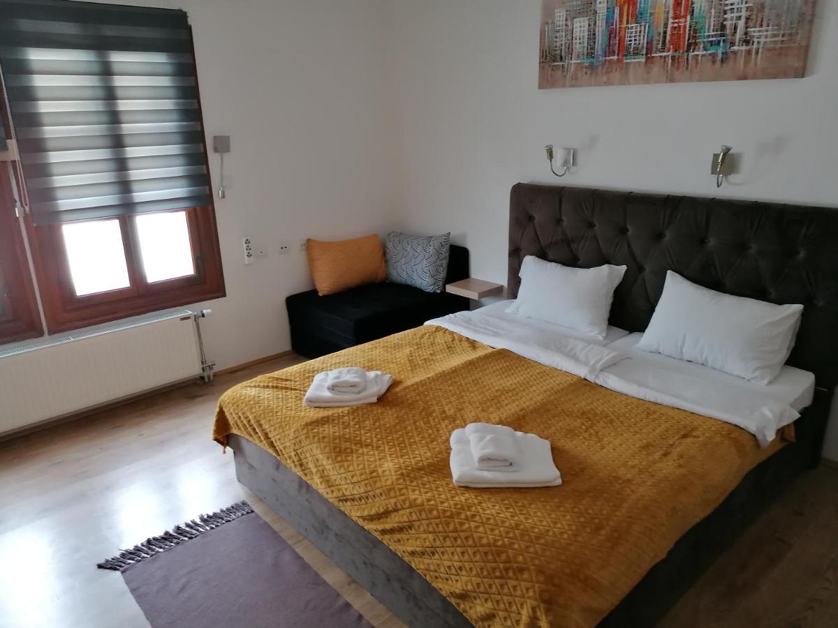 Mon Accommodation Free Parking Ni Екстериор снимка