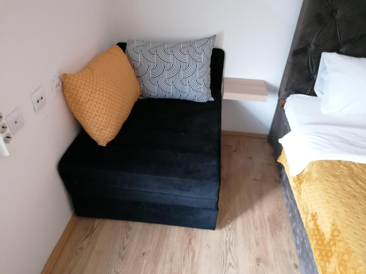 Mon Accommodation Free Parking Ni Екстериор снимка